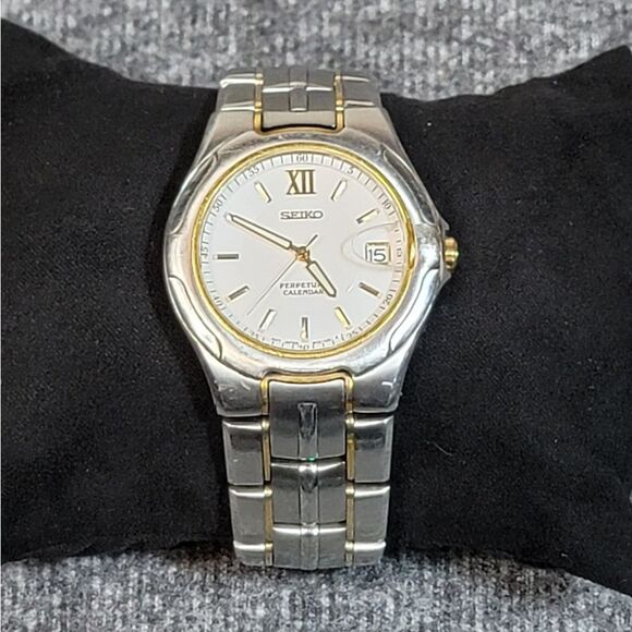 Seiko Perpetual Calendar Stainless Steel 18K Gold Mens Watch 8F32-970J - Picture 1 of 5